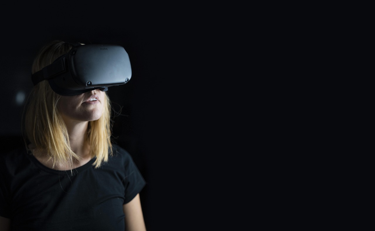Virtual reality gaming
