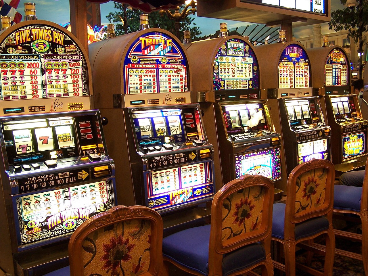 Slot gaming