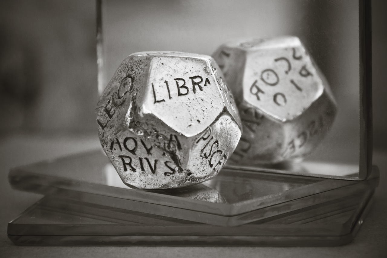 Ancient dice