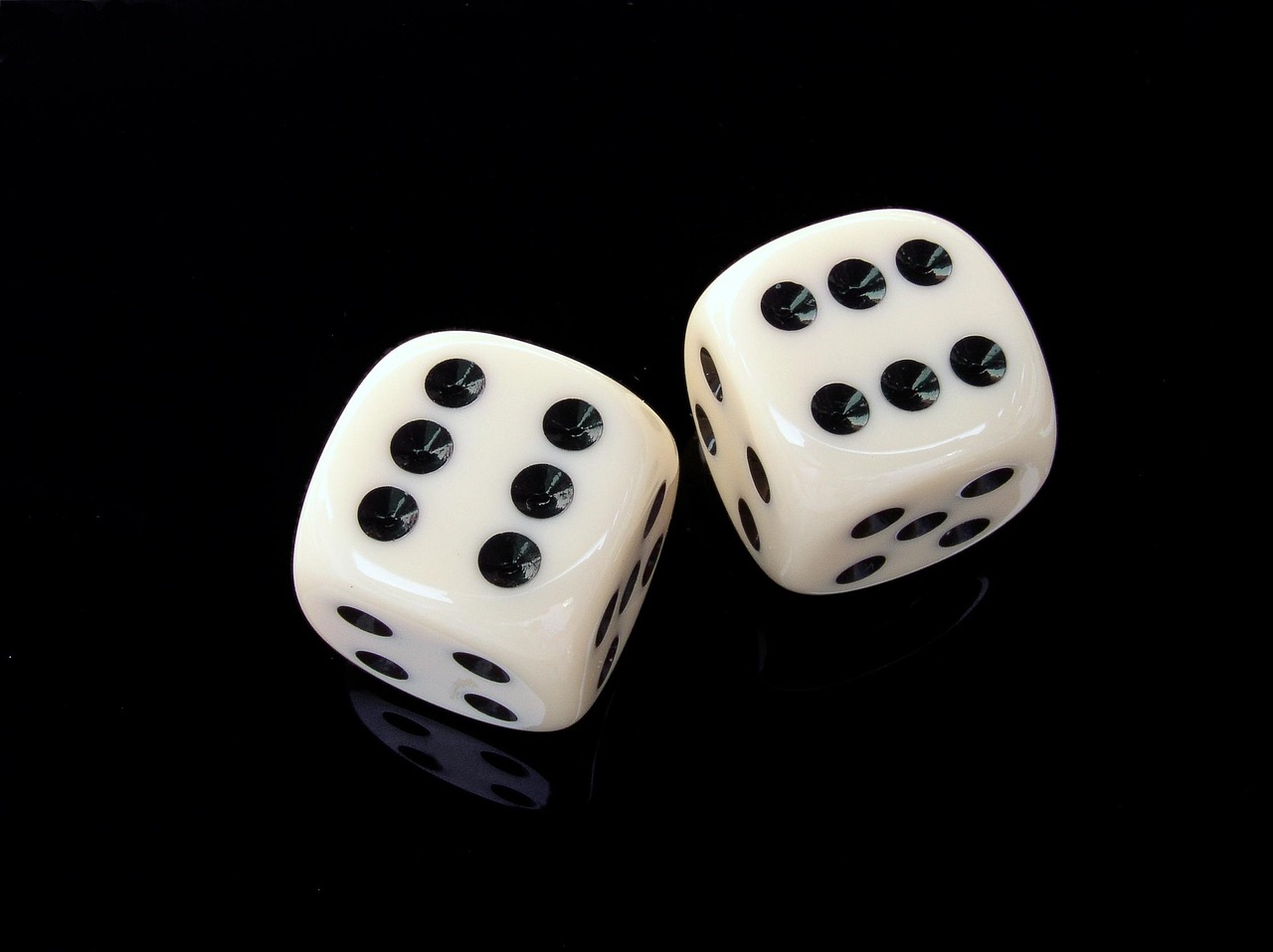 Ancient dice